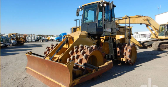2018 Caterpillar compactor 2018 Caterpillar 815k compactor for sale